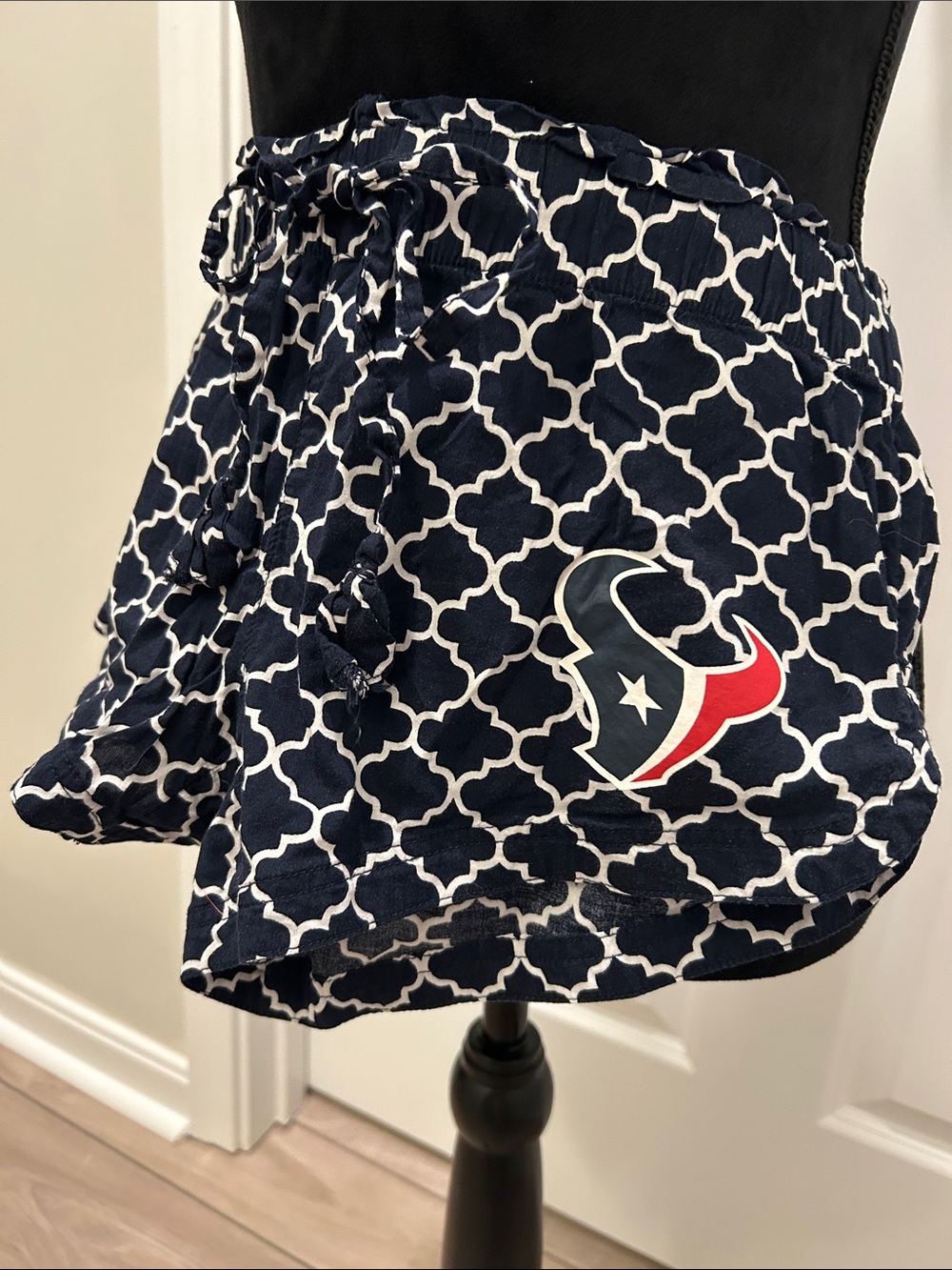 Houston Texans Women’s Navy Shorts with Team Logo Size Small